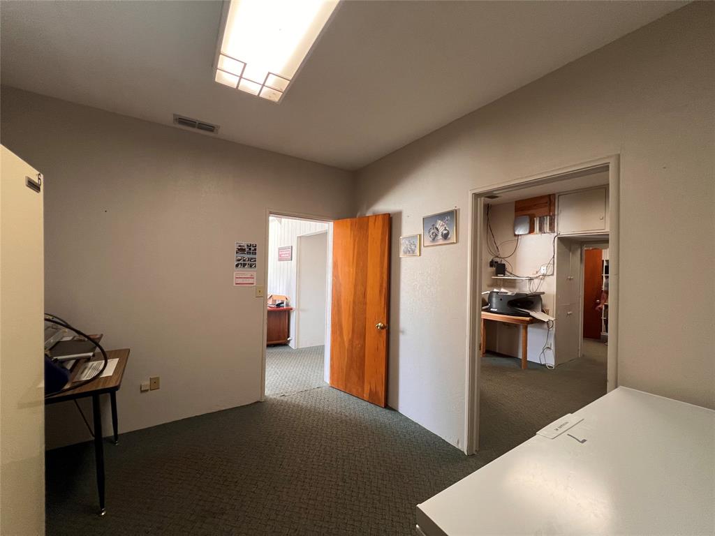 309 Pecos Property Photo 8