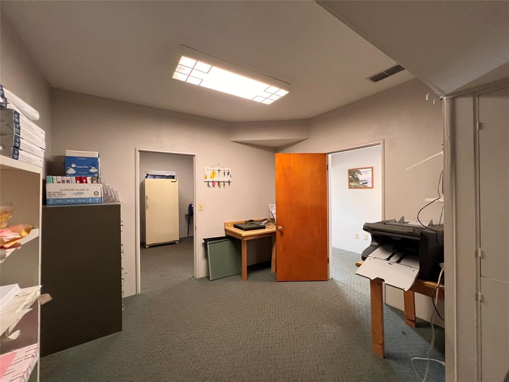 309 Pecos Property Photo 10