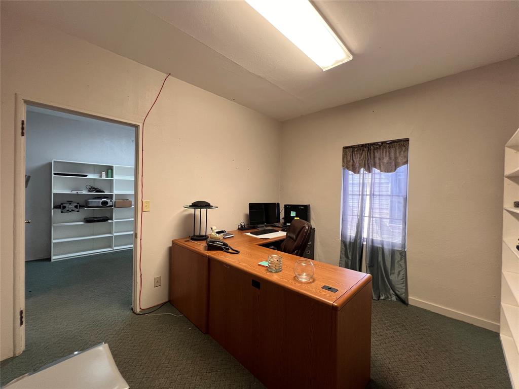309 Pecos Property Photo 14
