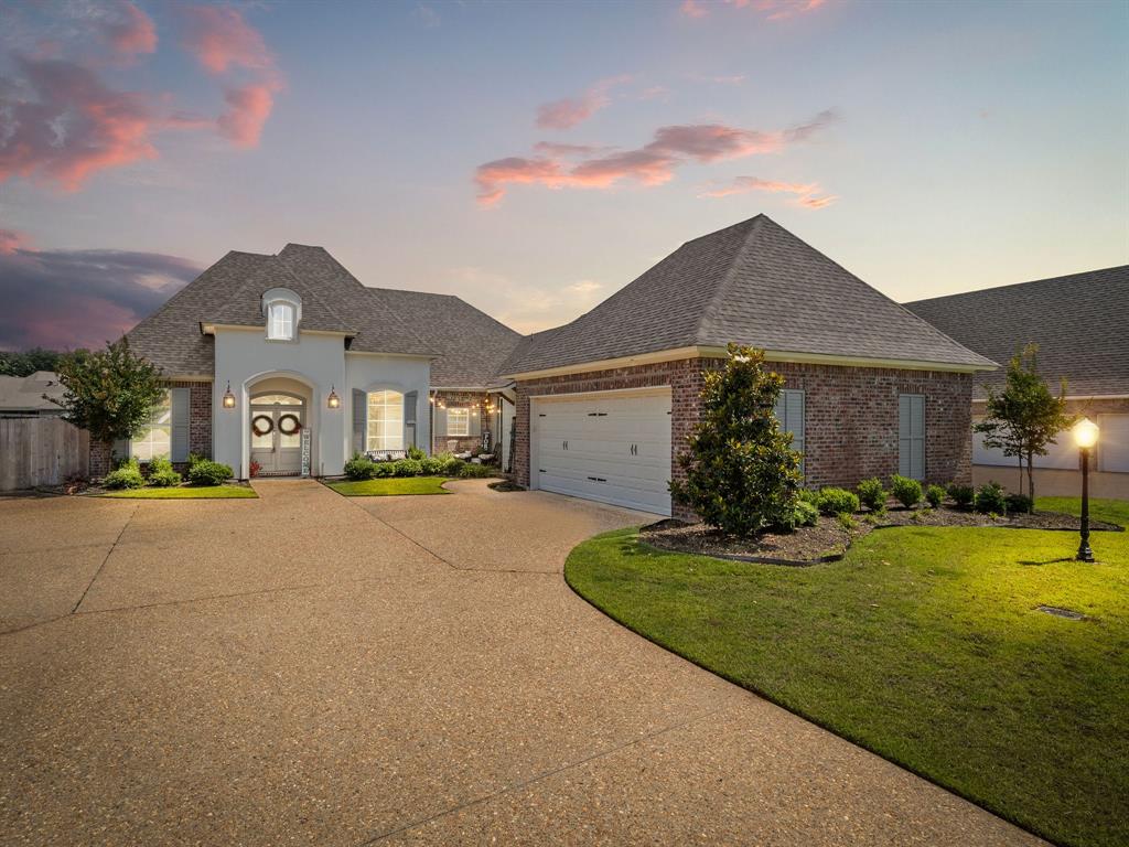 630 Dumaine Drive Property Photo 1