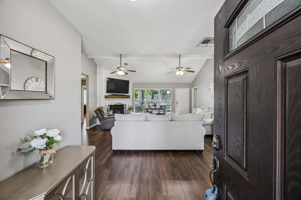 1502 Bette Drive Property Photo 3