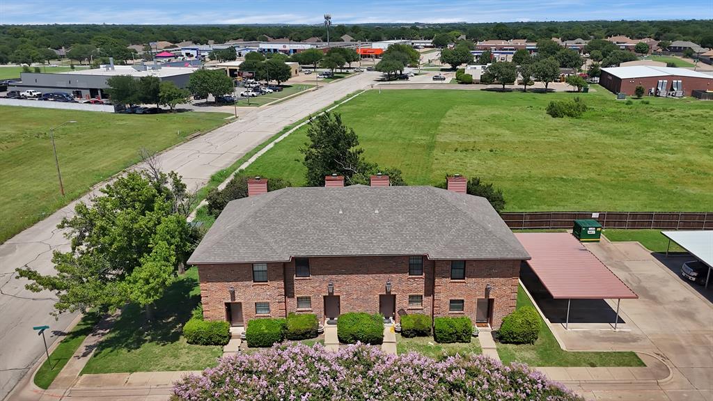 7307 Kingswood Circle Property Photo 1