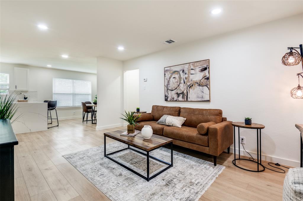 826 Nash Street Property Photo 1