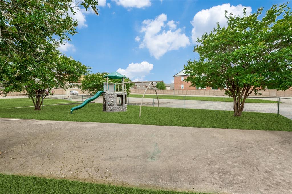 2345 E State Highway 121 Property Photo 4
