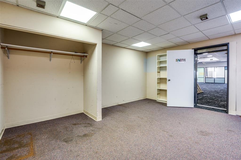 2345 E State Highway 121 Property Photo 23