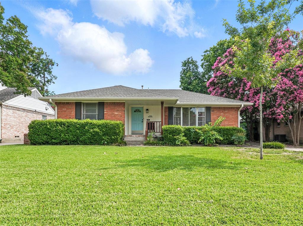 721 Sherwood Drive