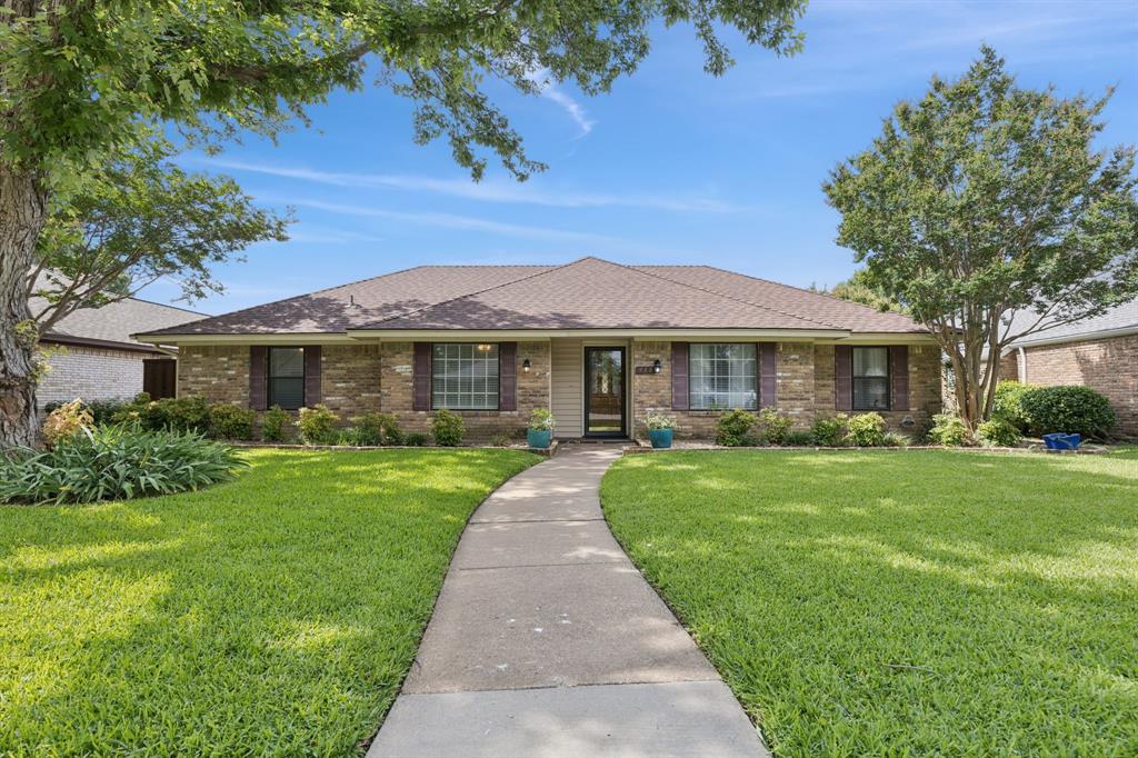910 Rivercrest Boulevard Property Photo 1