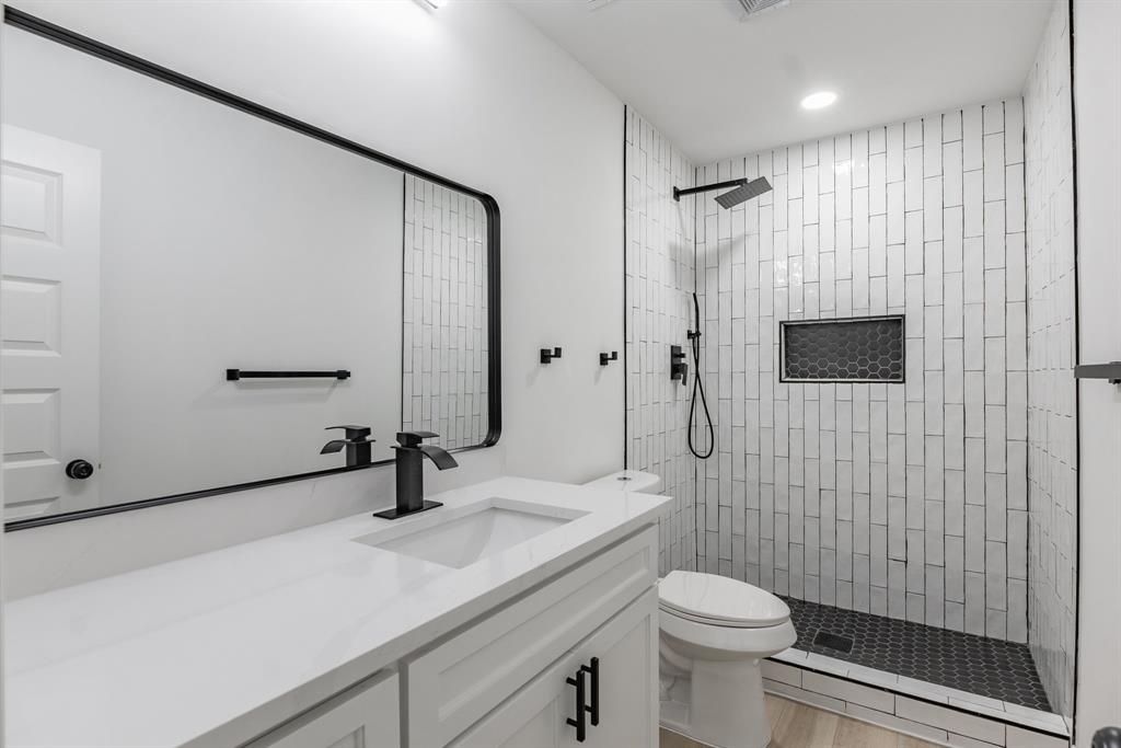 9505 Jennie Lee Lane Property Photo 17