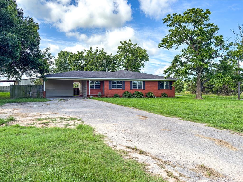 1385 W Fm 852 Property Photo 1