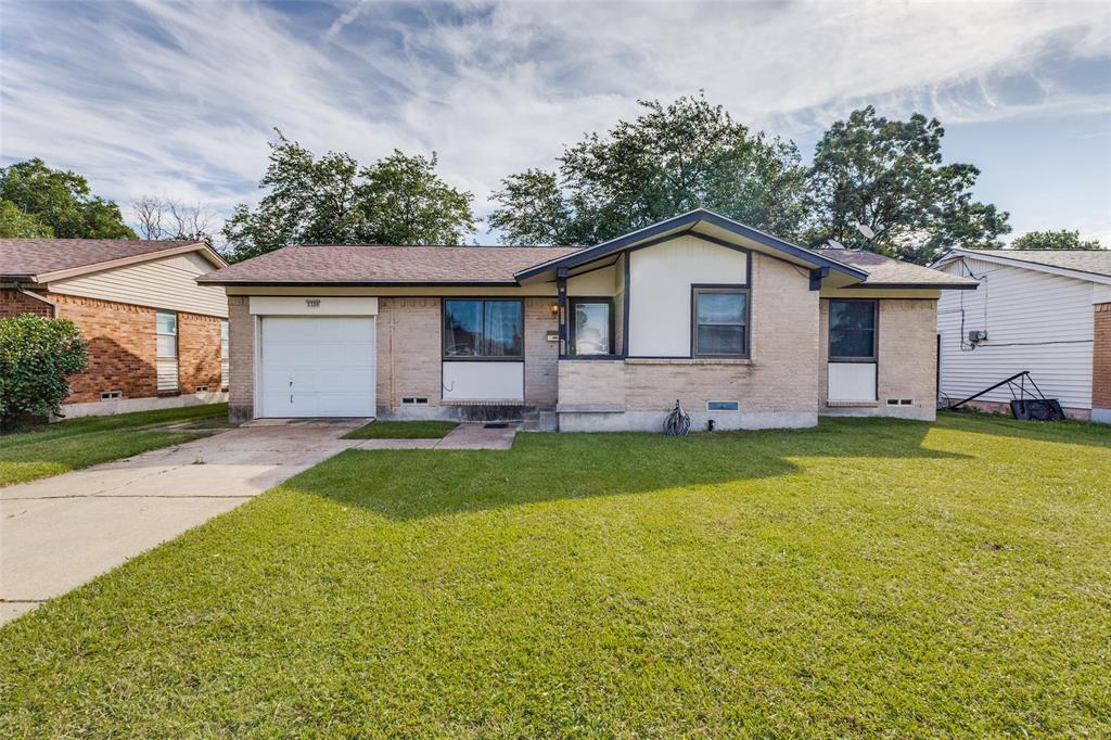 2320 Seabreeze Drive Property Photo 1