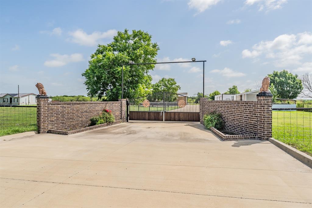 7324 Silverado Loop Property Photo 1