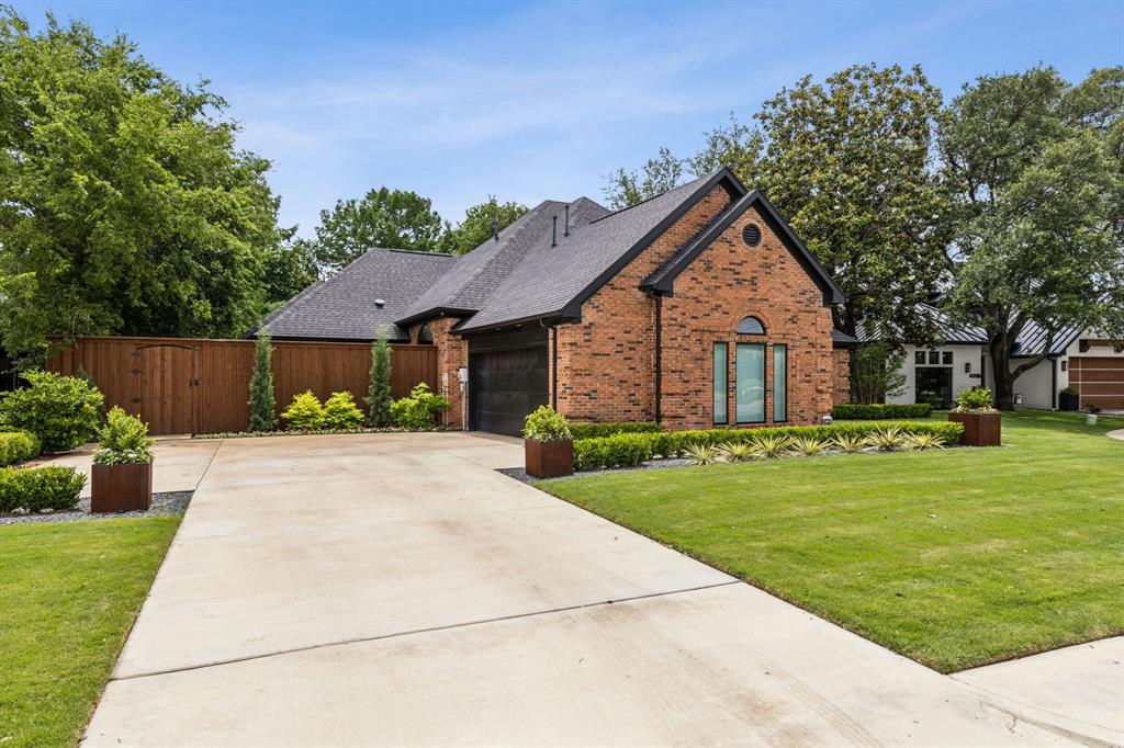 7306 Hiddencreek Drive Property Photo 1