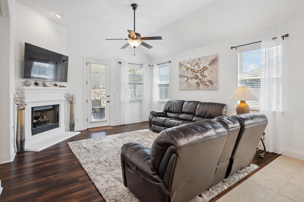 5704 Ridgeson Drive Property Photo 13