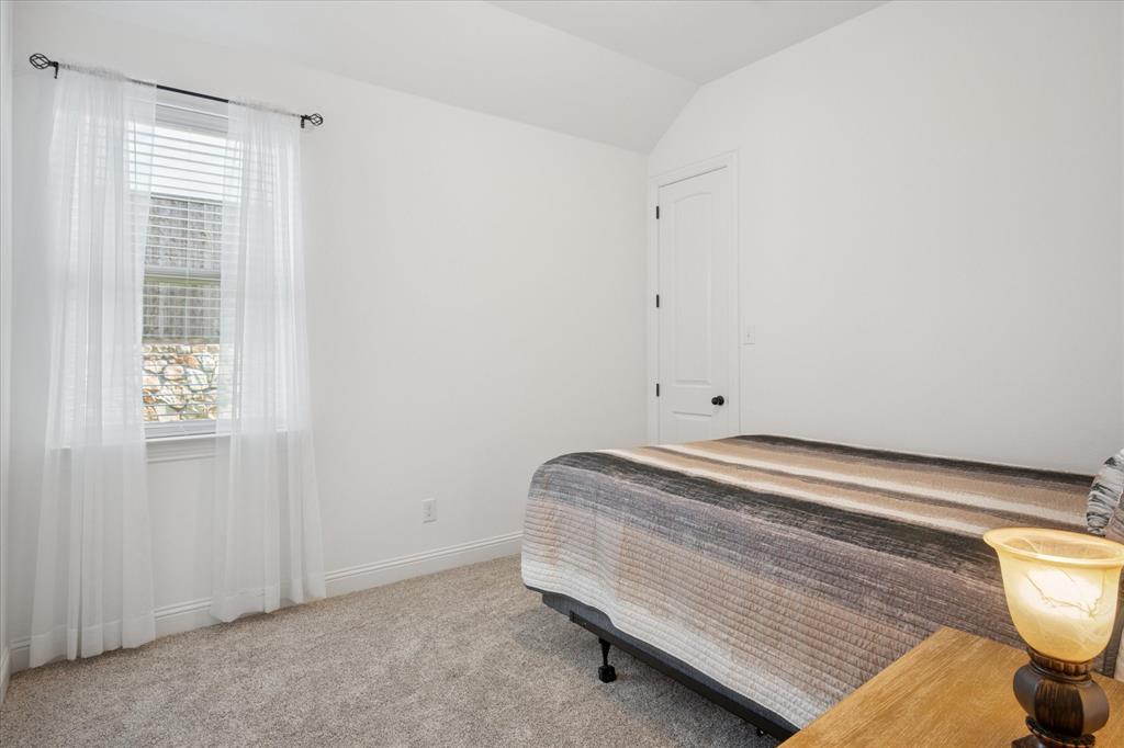 5704 Ridgeson Drive Property Photo 16