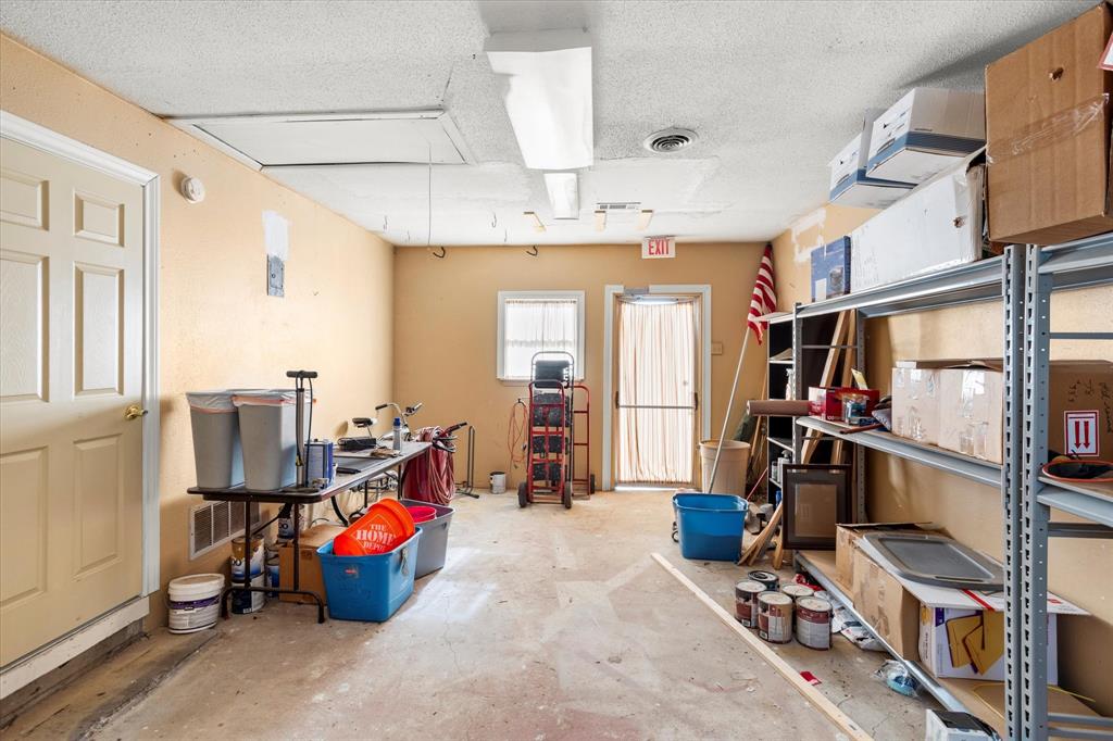 1316 Hall Street Property Photo 21