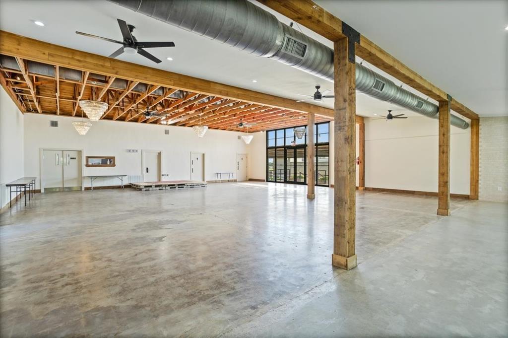 5116 Texoma Parkway Property Photo 10