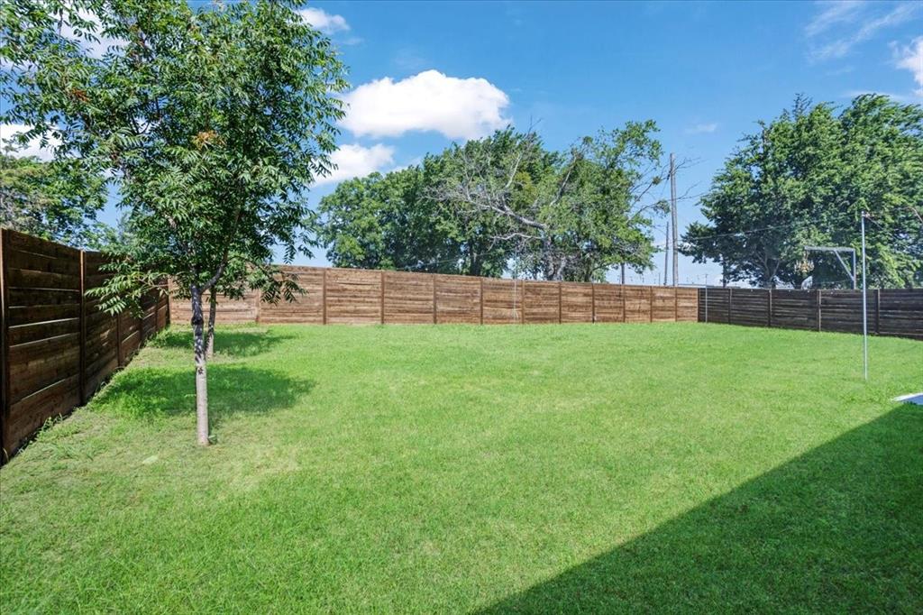 5116 Texoma Parkway Property Photo 15