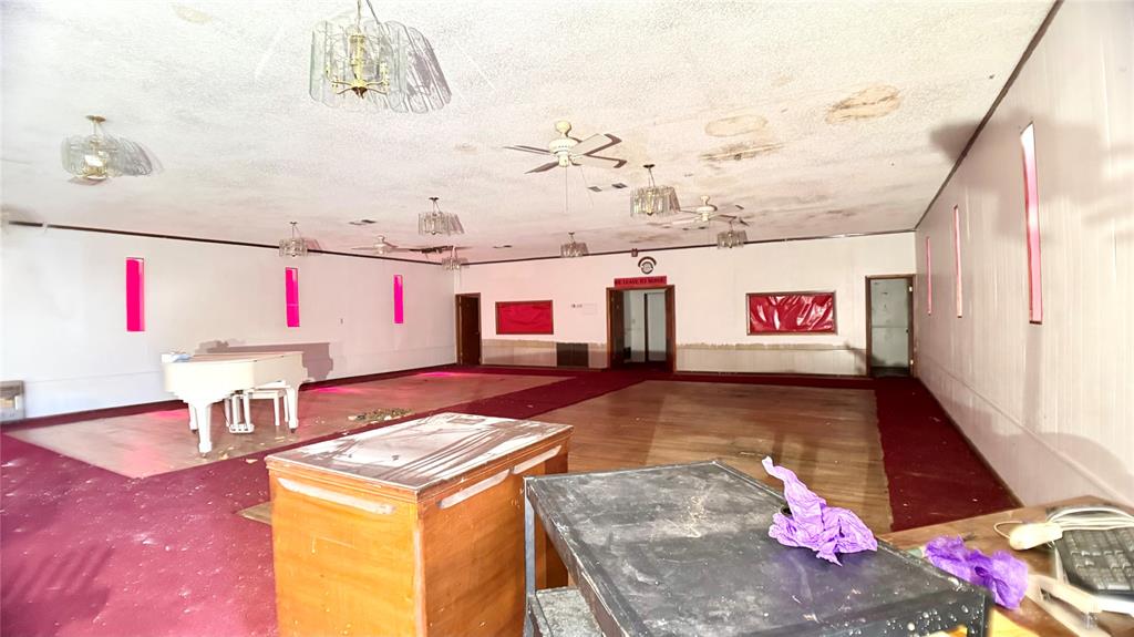 5212 Goodman Property Photo 8