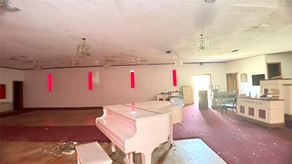 5212 Goodman Property Photo 13