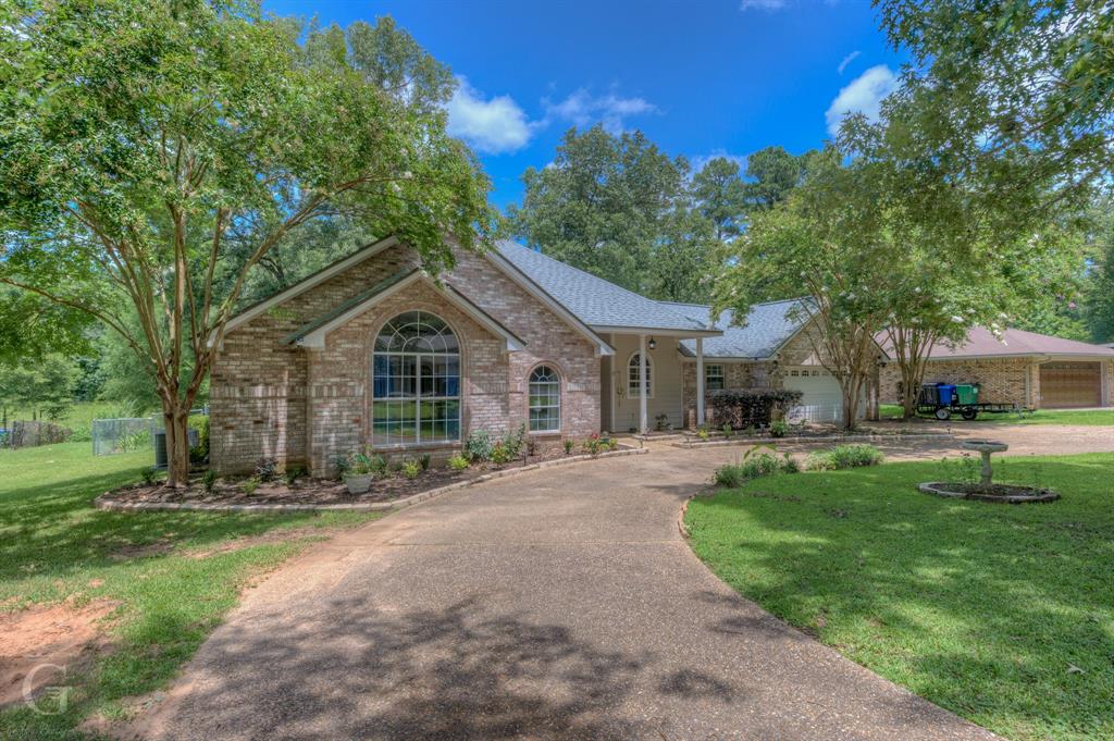 623 Pine Cone Drive Property Photo 1