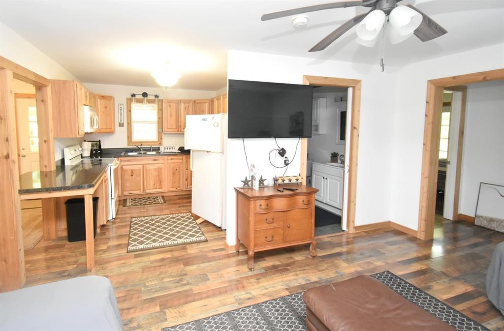 1611 County Road 1858 Property Photo 20