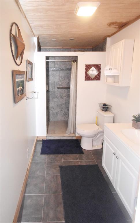 1611 County Road 1858 Property Photo 25
