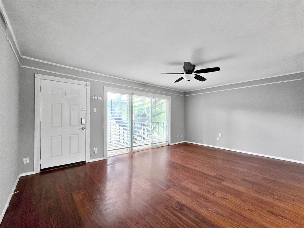 6620 Eastridge Drive 219 Property Photo 1