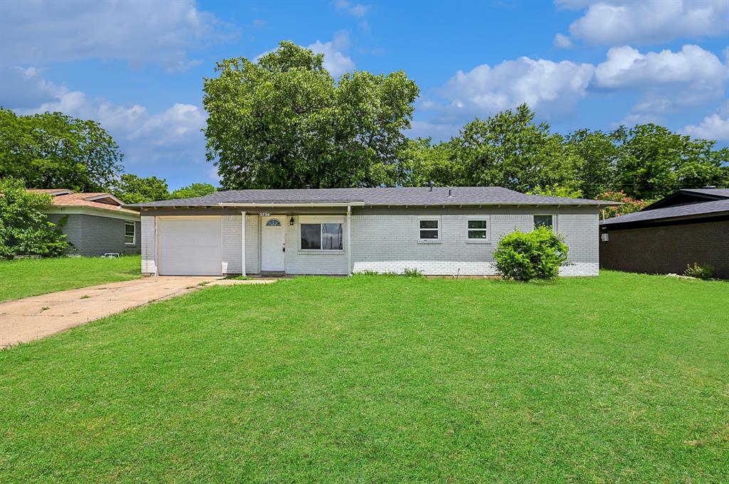 3736 Layton Avenue Property Photo 1