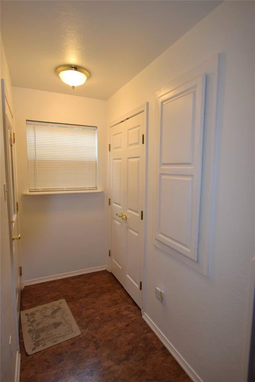 914 W Lake Drive Property Photo 13