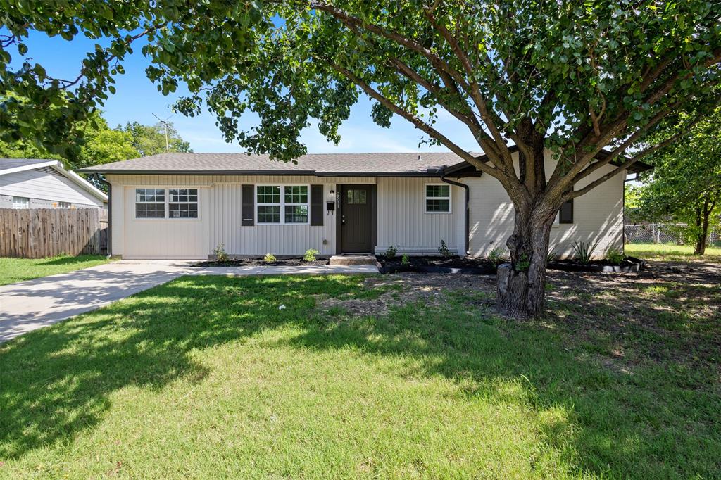 2511 Gregory Drive Property Photo 1