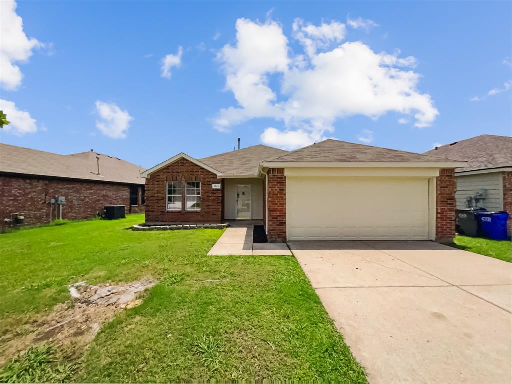 1526 Warrington Way Property Photo 1