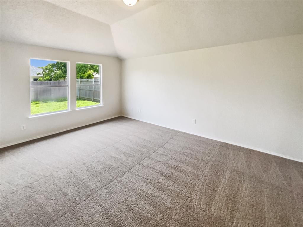 1526 Warrington Way Property Photo 5