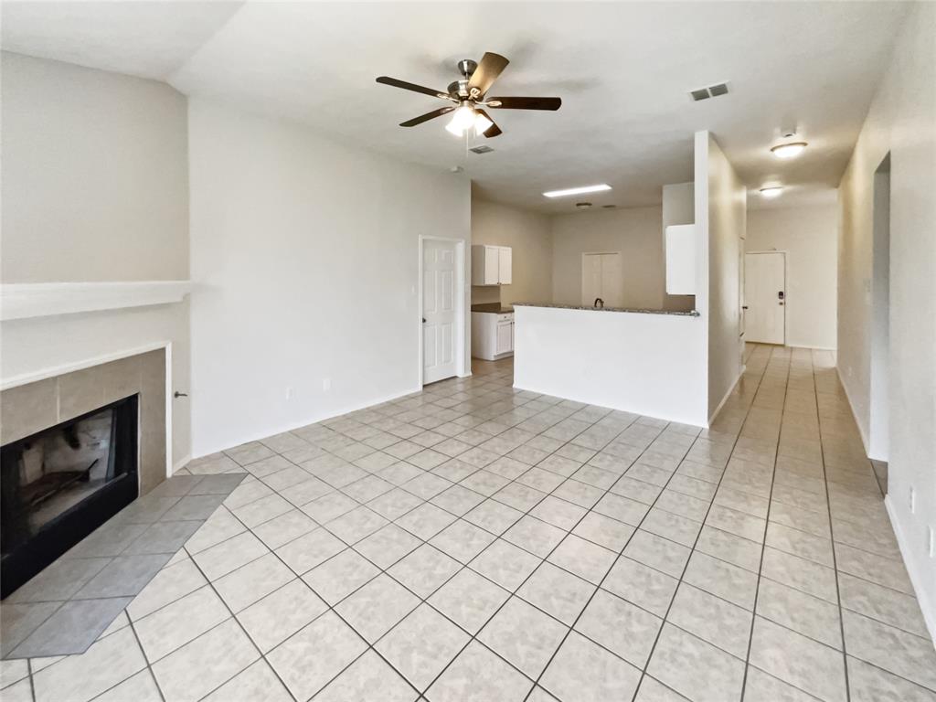 1526 Warrington Way Property Photo 11