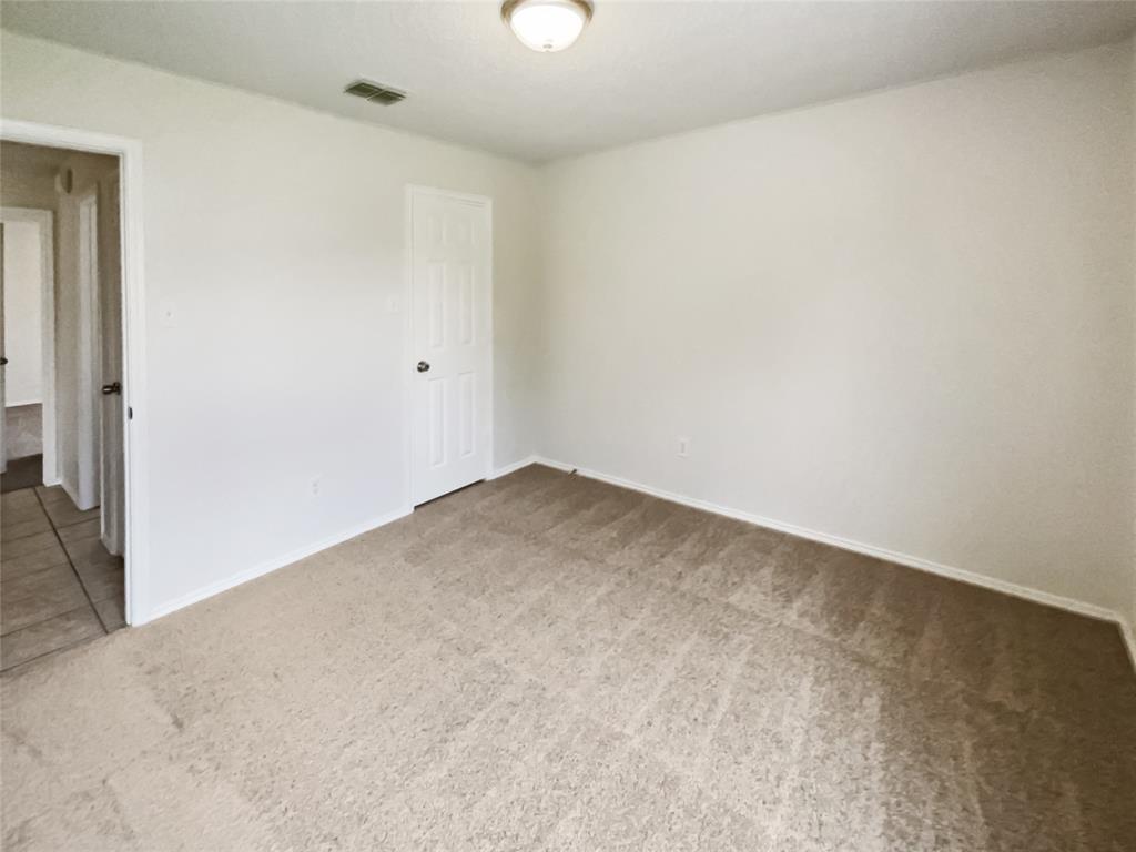 1526 Warrington Way Property Photo 18