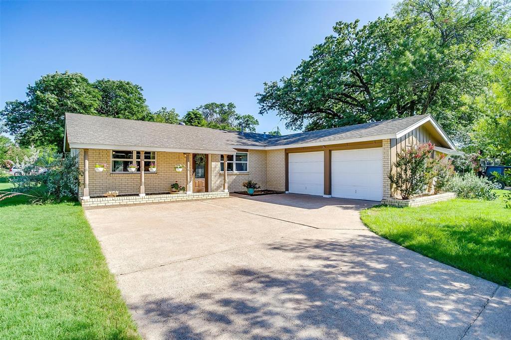 3025 Friendswood Drive Property Photo 1