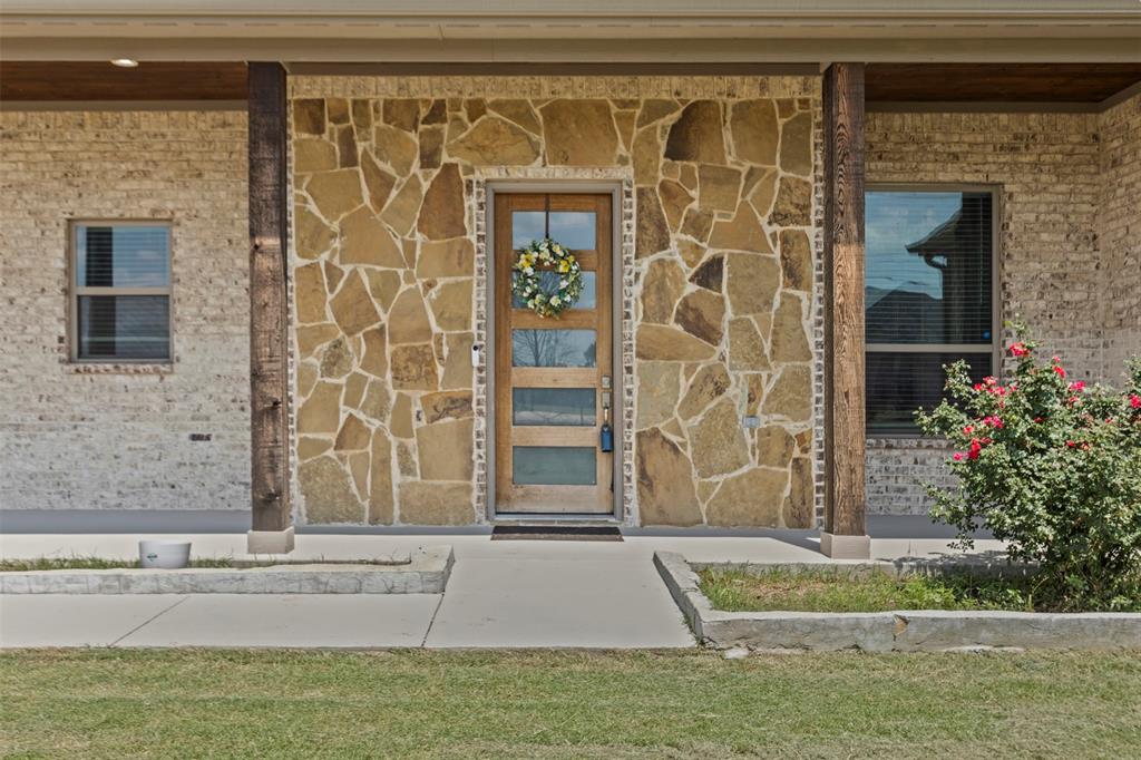 6028 Berry Ridge Lane Property Photo 1