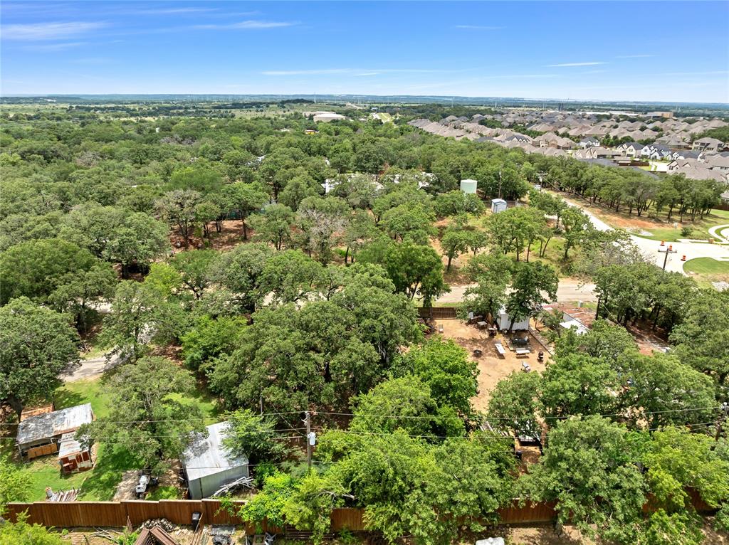 4083 Meadowview Drive Property Photo 3