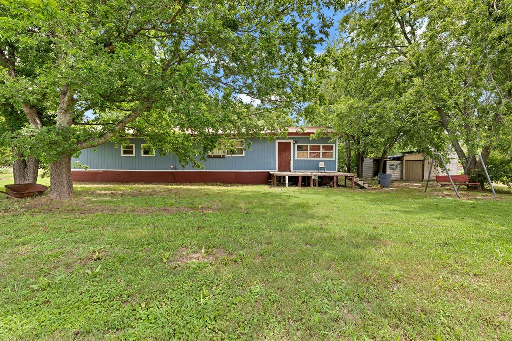 4375 Meadowview Drive Property Photo 3