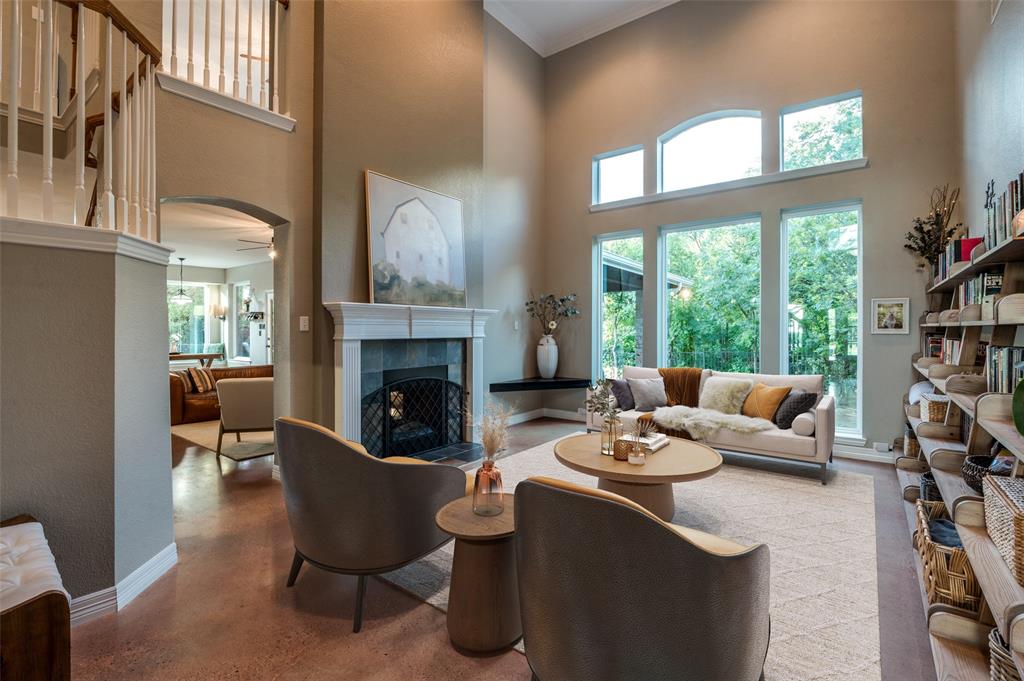 6474 Oneida Drive Property Photo 4