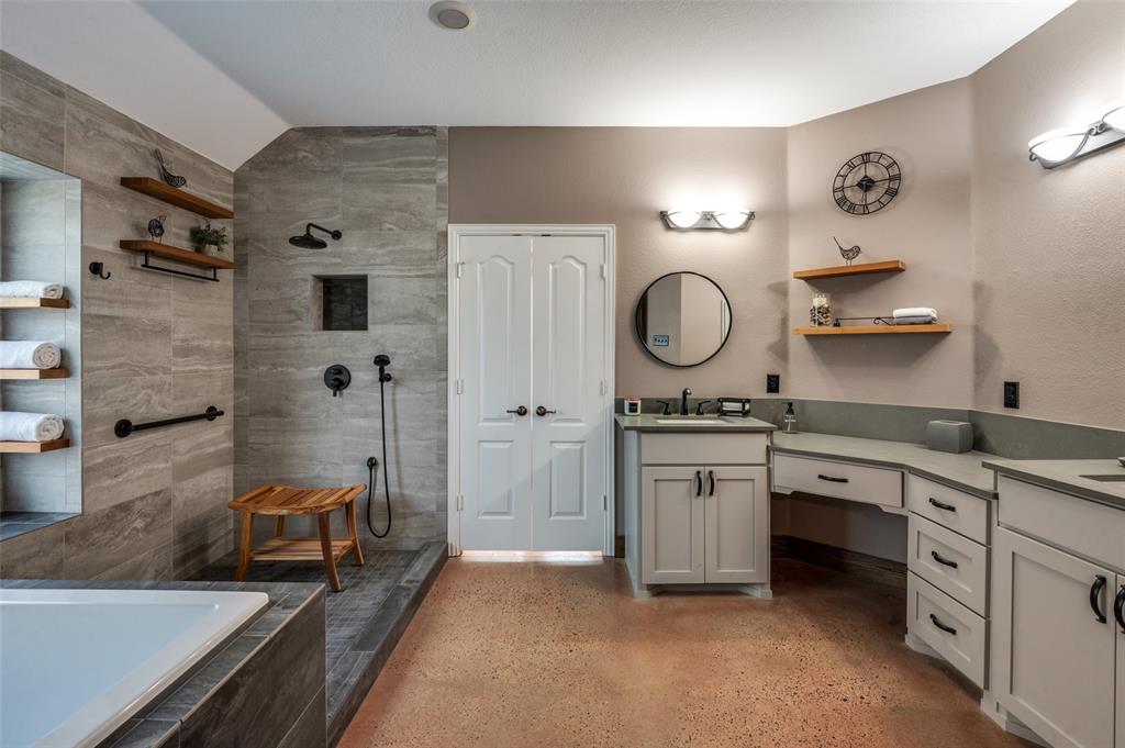6474 Oneida Drive Property Photo 32