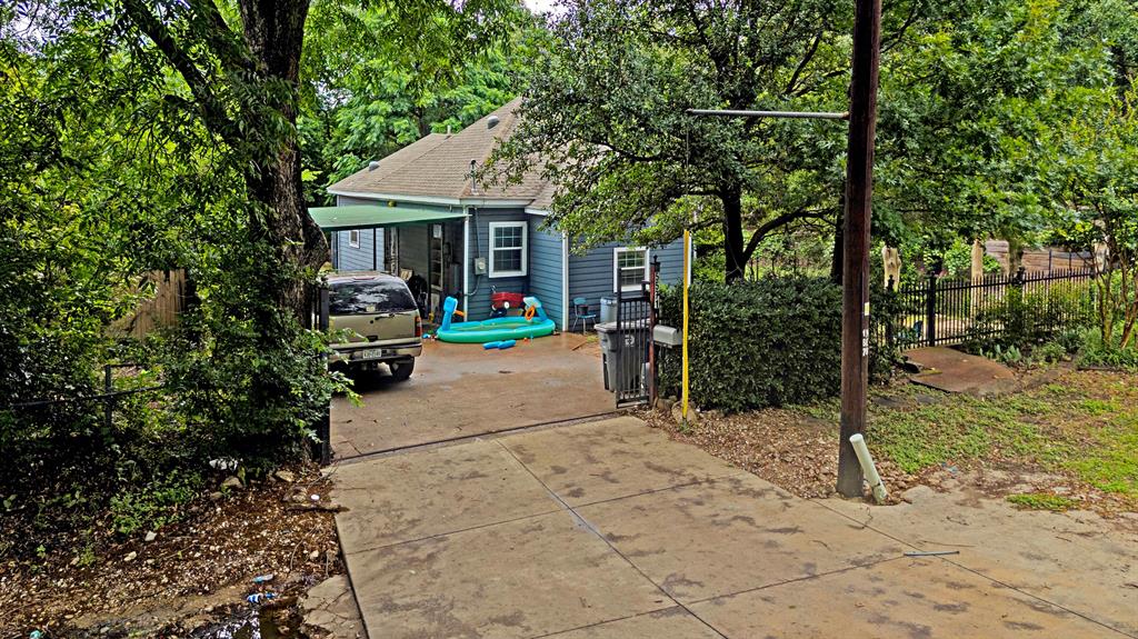 5571 Forney Road Property Photo 1