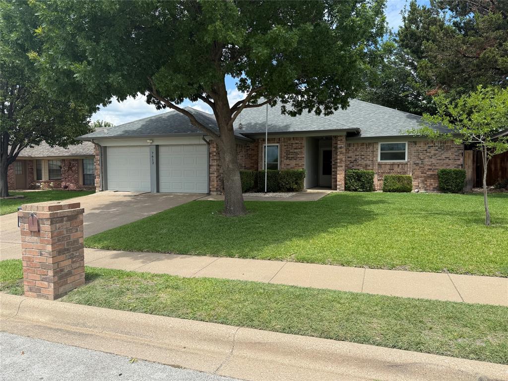 7612 Maplehill Road Property Photo 1