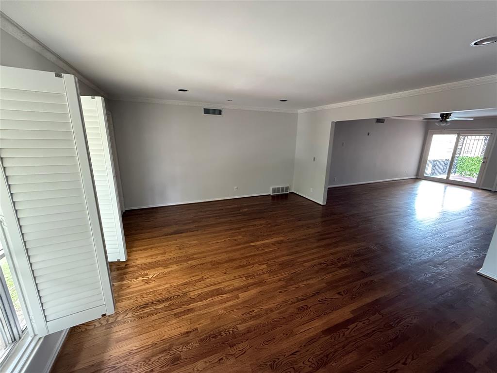 8604 Baltimore Drive 5 Property Photo 6