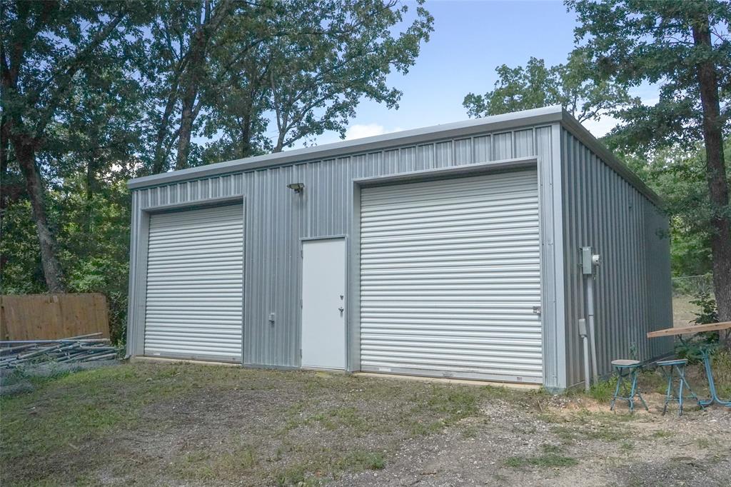 136 Kings Row Property Photo 12