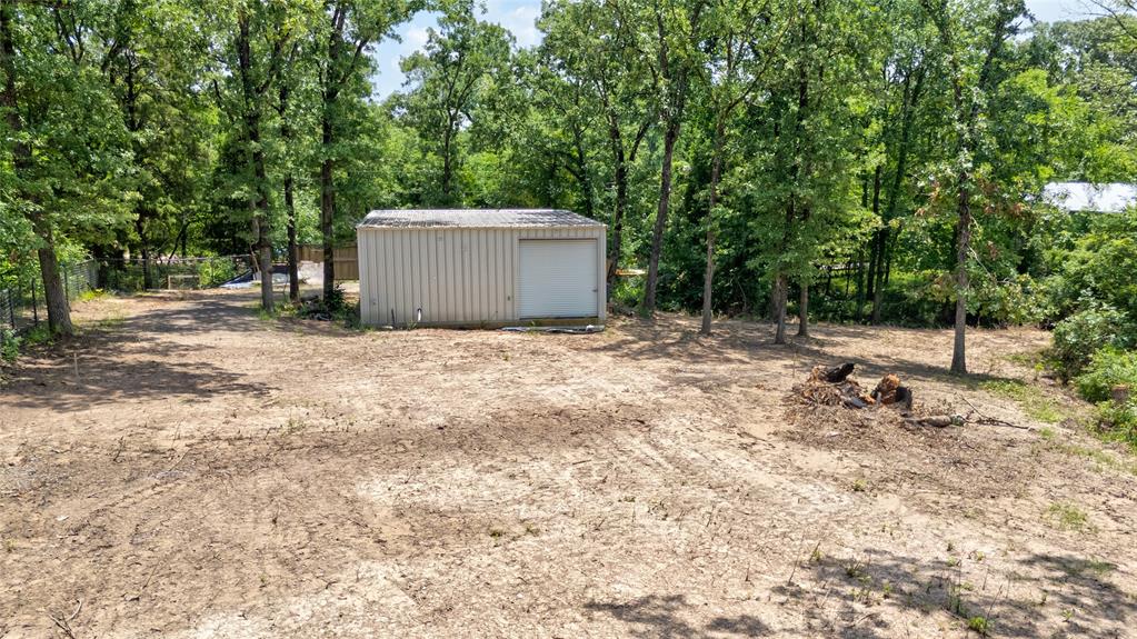 136 Kings Row Property Photo 16