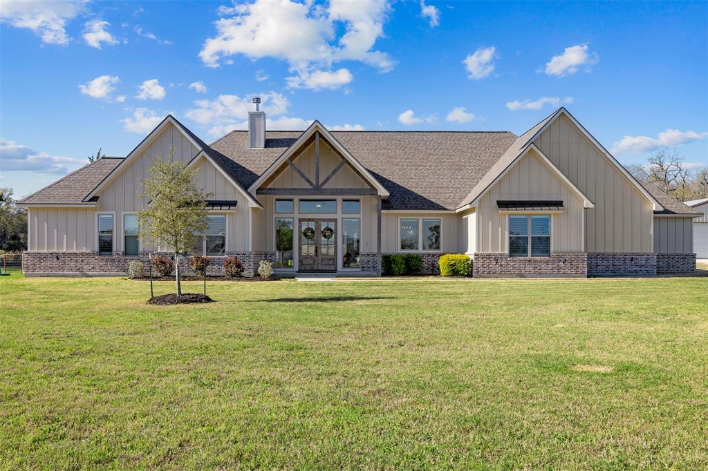 1011 Axis Lane