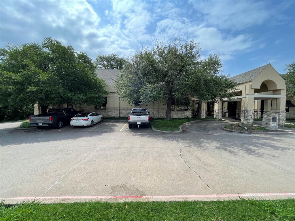 3305 N Calais Drive Property Photo 3