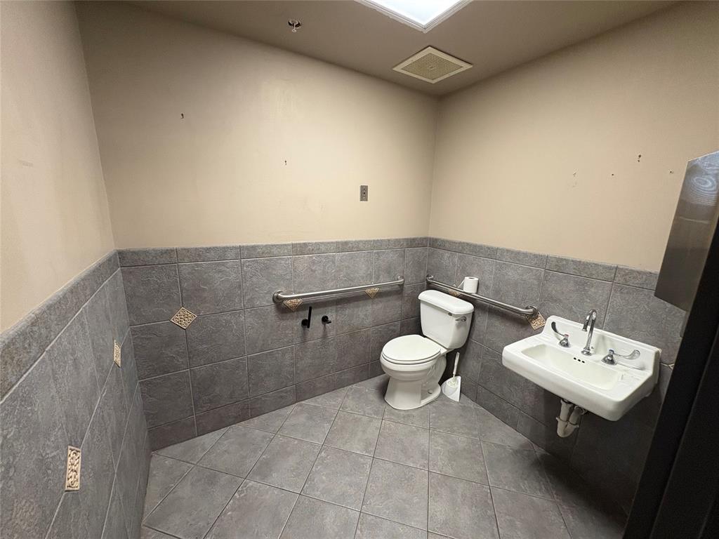 3305 N Calais Drive Property Photo 16