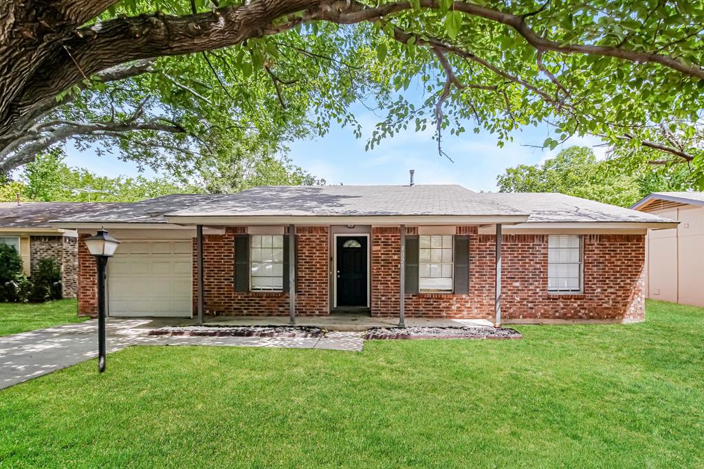 3025 Montclair Place Property Photo 1