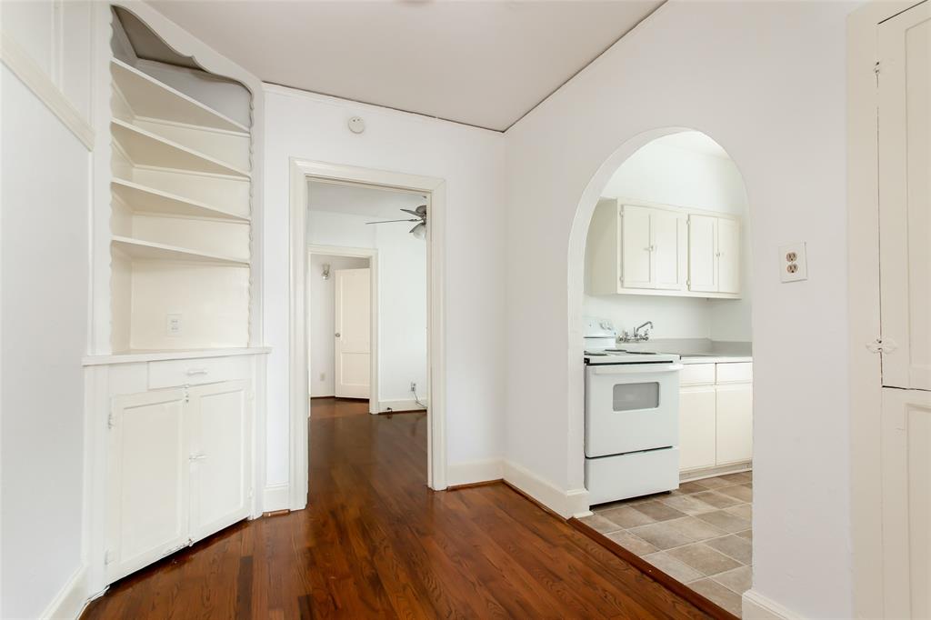 5900 Oram Street 5 Property Photo 8